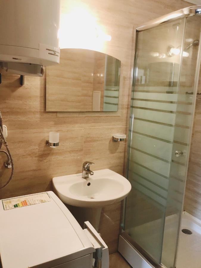 First Line Apartments Argo -Studio Room Front Sea View لوزينيتس المظهر الخارجي الصورة